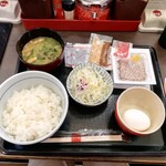 なか卯 - 納豆朝定食 360円