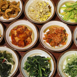 韓国食堂 入ル 坂上ル  - 