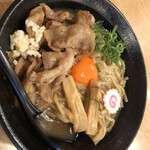 肉玉そば おとど - 2021/4/13 ランチで利用。
            肉玉そば(850円)