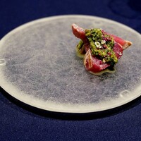 abysse - 「鰹・行者にんにく・のびる」嫌いなわけがない一皿。