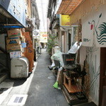 なみ一 - こんな路地にあるよ。。