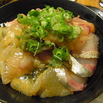 和彩厨房 KATURA - 本日の特選海鮮丼