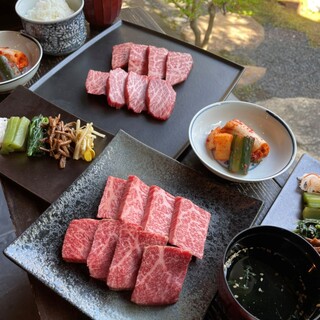 ランチ お値打ちランチ 黒毛和牛4種 祇園鹿六 ギオンカロク 祇園四条 焼肉 食べログ