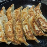 餃子の王将 - 餃子は良く焼きで、モチモチしてます