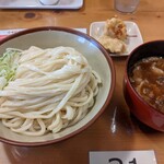 四方吉うどん - 肉汁あぶらみそうどん  並   ¥800+税   (¥880)