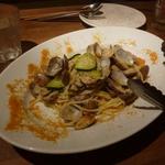 スガッチィー - アサリとカラスミとズッキーニの生パスタ　１４８０円