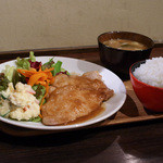 グゥー - 四元豚ロースのポークジンジャーのセット