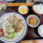 食事処 樵 - 生姜焼き定食¥900