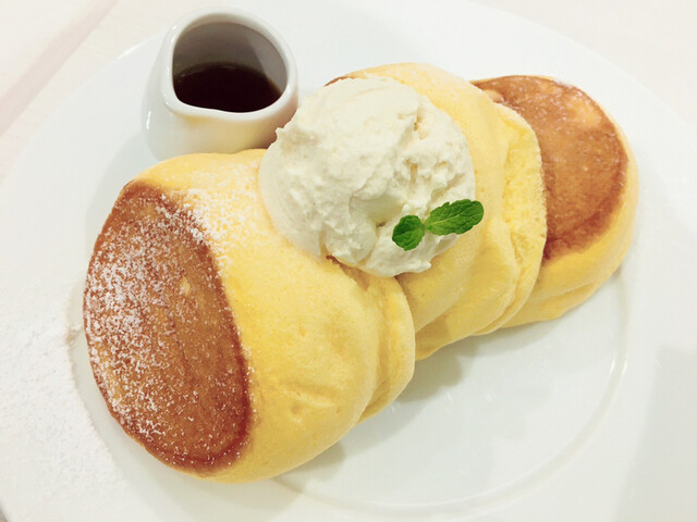 幸せのパンケーキ 町田店 町田 カフェ ネット予約可 食べログ