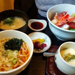 お食事処 八角 - 海鮮丼と麦切り(温)セット