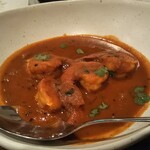 ベンガル料理プージャー - 海老のスパイシートマトカレー