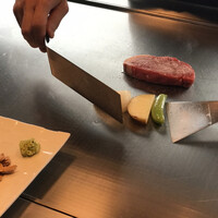 ニュー松坂 梅田32番街店 - 