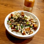 春一家 - チャーマヨ丼 390円