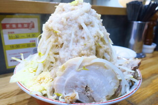 埼玉のデカ盛を制覇 迫力のメニューが集う人気店選 食べログまとめ