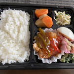 Vivo - 鶏肉の甘酢あん弁当、酢鶏っぽくてバリ旨(〃ω〃)