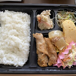 Vivo - 茄子の豚肉しそ巻き弁当、予想外の美味しさ(ﾟoﾟ;;