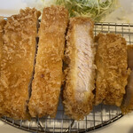 Tonkatsu Kushiage Arigaton - 豚カツ断面