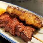 ミツワ - 手前がレバ、奥がアブラ