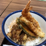 Tenya - 2021/04/17
      富士川天丼 並 580円 味噌汁付き