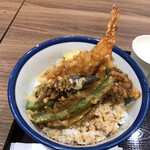 Tenya - 2021/04/17
      富士川天丼 並 580円 味噌汁付き