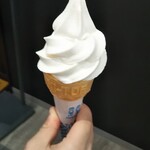 ドルチェ&ベーカリーカフェ アマム - ソフトクリーム(150円)