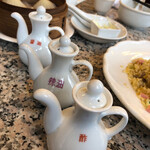 北京飯店 - 王道の調味料たち しラす
