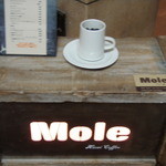 １F入口ディスプレイ