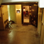 モール&ホソイコーヒーズ - １Ｆ階段途中よりお店入口を