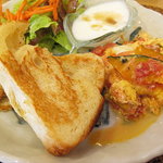 ハウオリ - ドリンクに＋２００yenのモーニングプレート