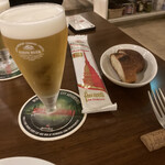 UBRIACO - 生ビールとパンとグリッシーニ