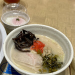 ホテル ビスタ 福岡 - とんこつラーメン