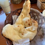 天竺薬膳 北印度料理 みらん - プレーンナンハーフサイズ