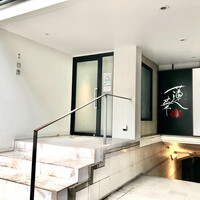 焼肉白炭 - 入口
