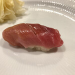 うを徳 - 塩釜本鮪中トロのにぎり