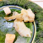 うを徳 - 活け墨烏賊のゲソ