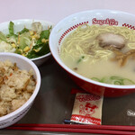 スガキヤ - ラーメン
            五目ごはん・サラダセット