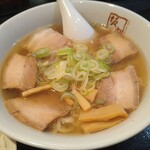 kitakatara-membannai - 喜多方ラーメン、半ライス  680円(税込)