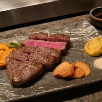 ステーキハウス ミディアムレア - 