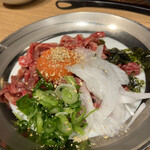 炭火焼肉 超世界 - 