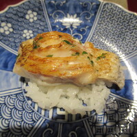 野嵯和 - ノドグロの炭火焼きと酢飯
