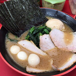 横濱家系ラーメン 勝鬨家 - 