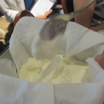 リストランテ カノビアーノ - クレームダンジュ。ぺーバーに乗せて濾す