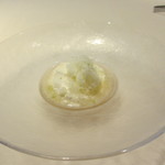 リストランテ カノビアーノ - クレームダンジュンと桃のソース　ライムグラニエ添え