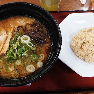 多賀サービスエリア上り内でおすすめのグルメ情報をご紹介 食べログ 多賀サービスエリア上り内でおすすめのグルメ情報をご紹介 食べログ
