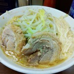 ラーメン二郎 - トロロ 小ラーメン 麺少なめ ヤサイニンニク