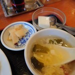 青山一品 - デザートの杏仁豆腐まで付いています。