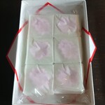 千本玉壽軒 - 四月の半生菓子❗桜小袖❗六個入り