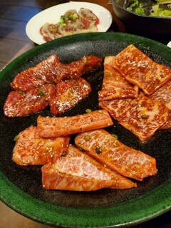 Yakiniku Juujuu - 