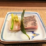 すし処 みや古分店 - お造りは明石のイシガレイ、山口県のメジマグロ