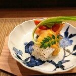 すし処 みや古分店 - 山口県宇部の赤貝、アオリイカ、ウルイのてっぱい